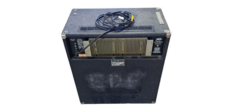 Peavey 300-WATT BASS AMP COMBO