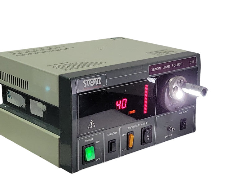 Storz Xenon Light Source 615, READ _