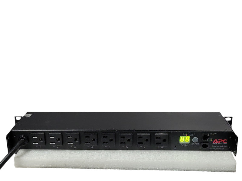 APC AP7900 Switched Rack 8-Outlet PDU Power Strips 120V 12A, READ Q_