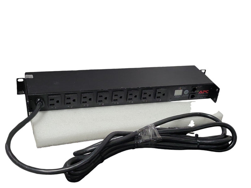 APC AP7900 Switched Rack 8-Outlet PDU Power Strips 120V 12A, READ Q_