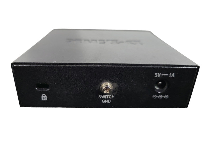 D-Link DGS (DGS-105) 5-Port Gigabit External Switch !