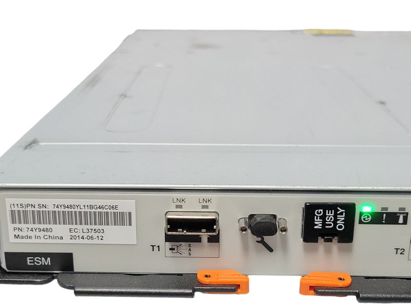 IBM 5887 24x 2.5" Disk Drive Enclosure w/ 2x 74Y9480 controllers, 2x PSU  _