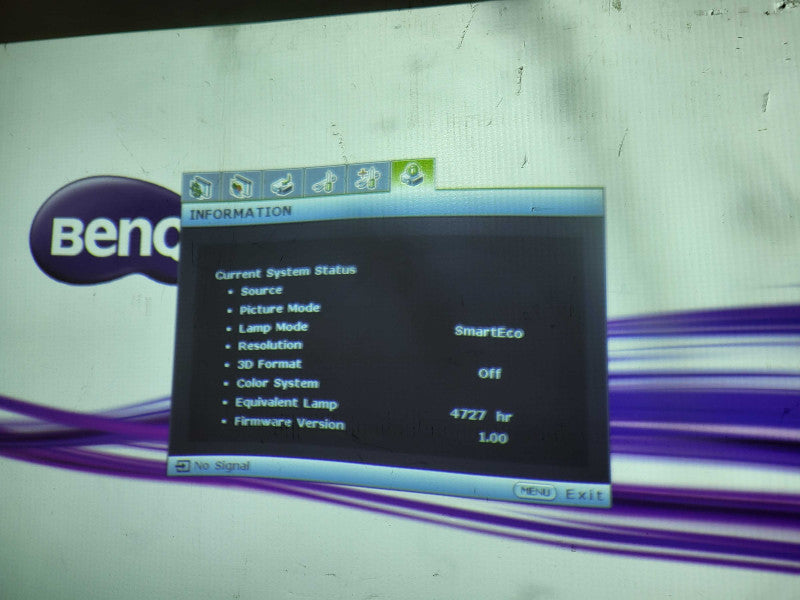 BenQ MW824ST Projector HDMI WXGA DLP 3D 3200 Lumens | Lamp hour: 4727 READ $