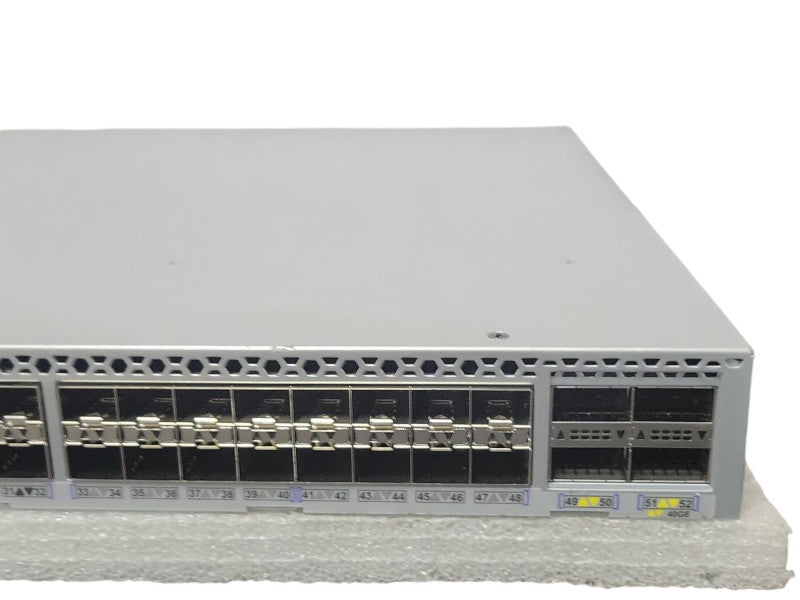 Brocade BR-VDX6740-64-R 48x Port 10G SFP+ 4x 40G QSFP+ all Active, 2x Ports  _