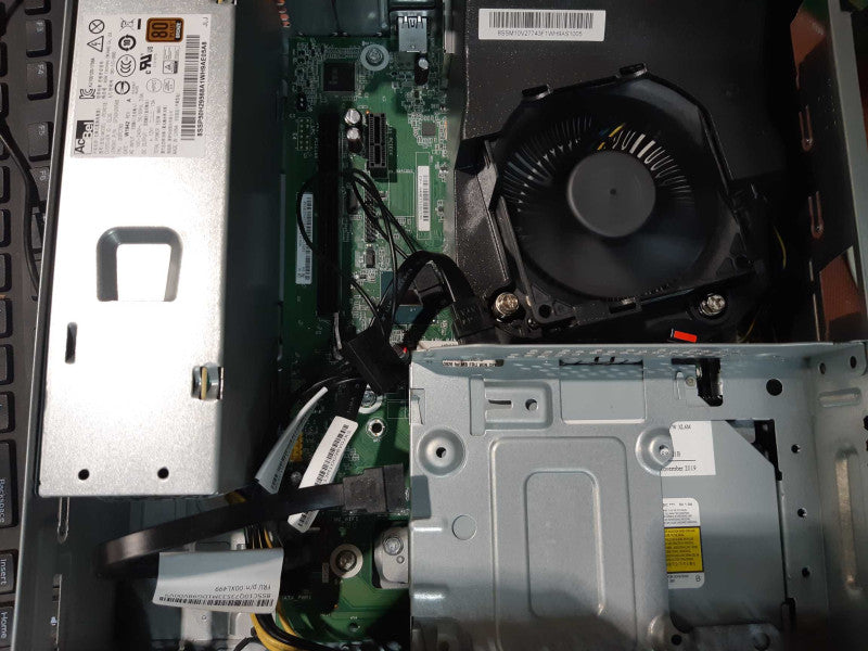 Lenovo ThinkCentre M720e, SFF Desktop, i5-9400 2.90GHz, 16GB DDR4