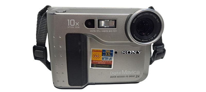 Sony Mavica MVC-FD71 0.4MP Digital Camera w/ Battery & Charger