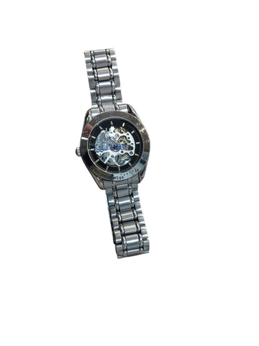 Ladies Catsnni 17 Jewels Swiss design Watch Water Resistant Shock Resistant =