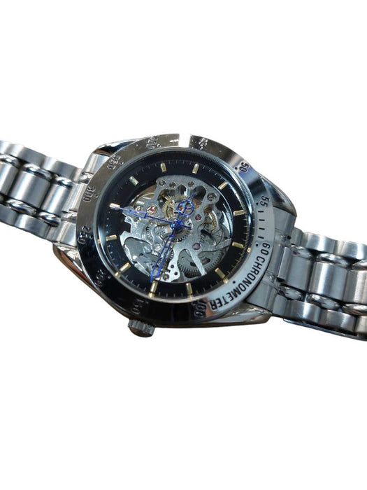 Ladies Catsnni 17 Jewels Swiss design Watch Water Resistant Shock Resistant =