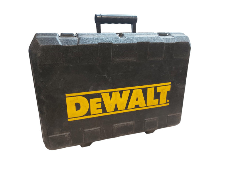 DeWalt DW006 24V Cordless Drill w\\ Case, battery and Charger | READ DESC