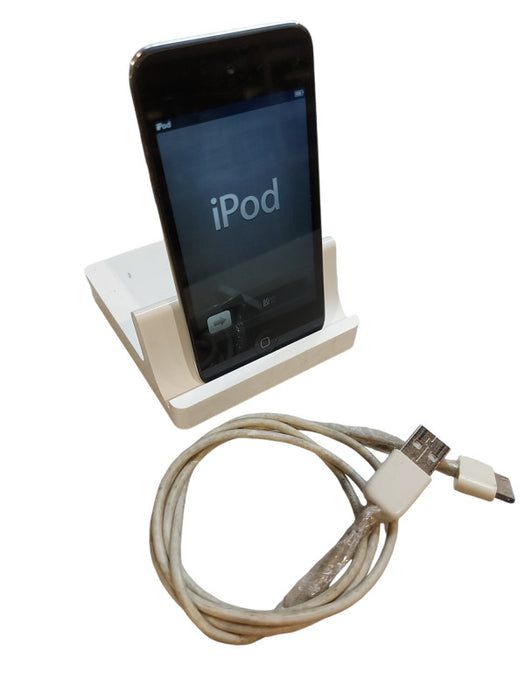 Apple iPod Touch 4, 8GB capacity with USB Cable and Apple Dock