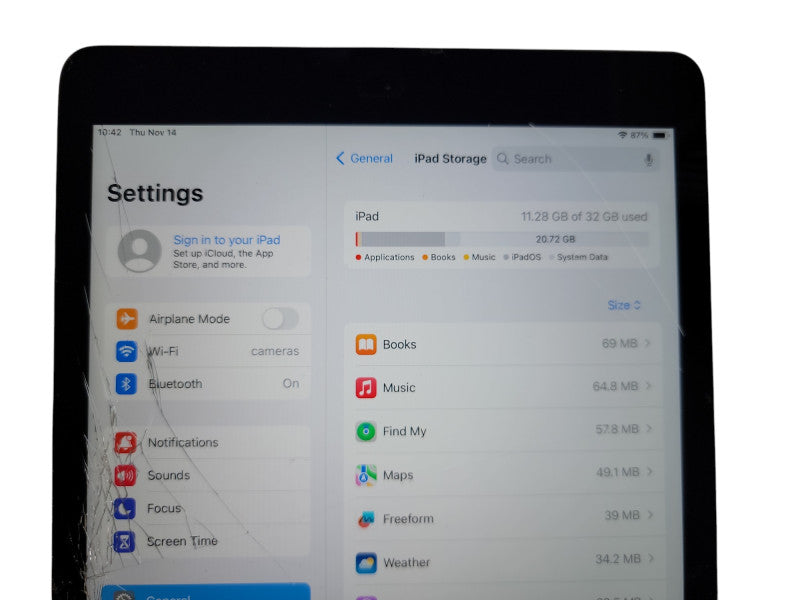 Apple iPad 7th Gen - 32GB - Black [Read] (