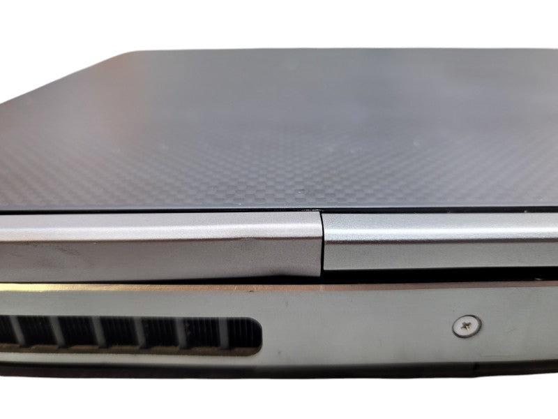 Dell Precision 7710| i7-6820HQ| 32GB DDR4| Quadro M4000| 256GB SSD READ β Lap200