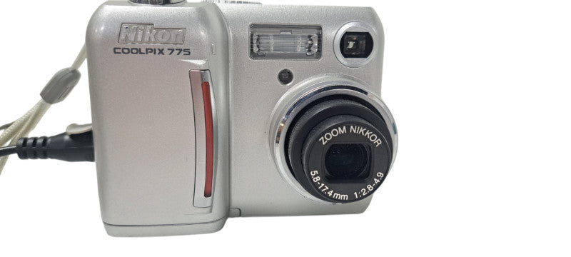 Nikon COOLPIX 775 2.1MP Digital Camera | Charger Included | No Battery