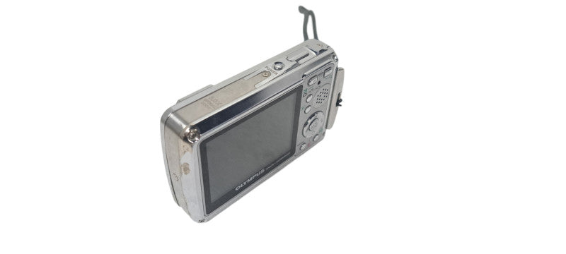 Olympus Stylus 720 SW 7.1 MP Digital Camera w/ Battery