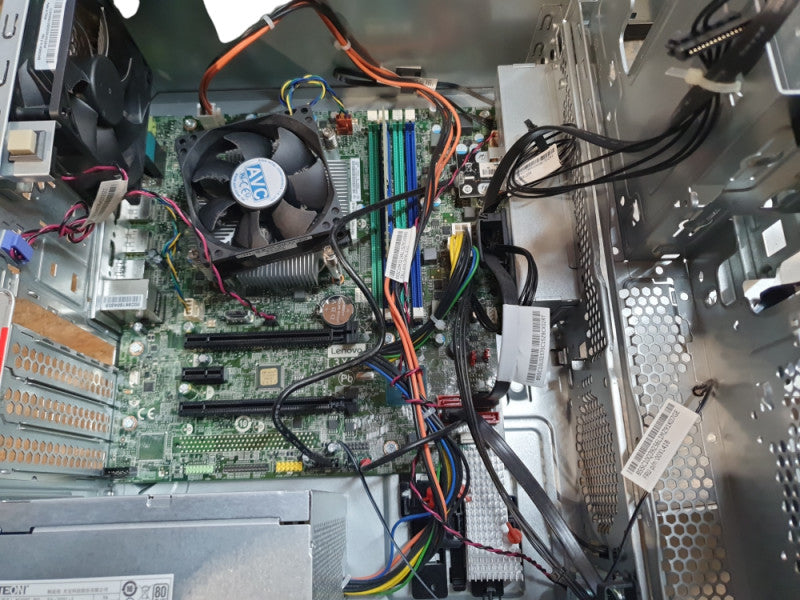 Lenovo ThinkStation P330 MT i7 - 8700 CPU @ 3.20GHz 16GB Q