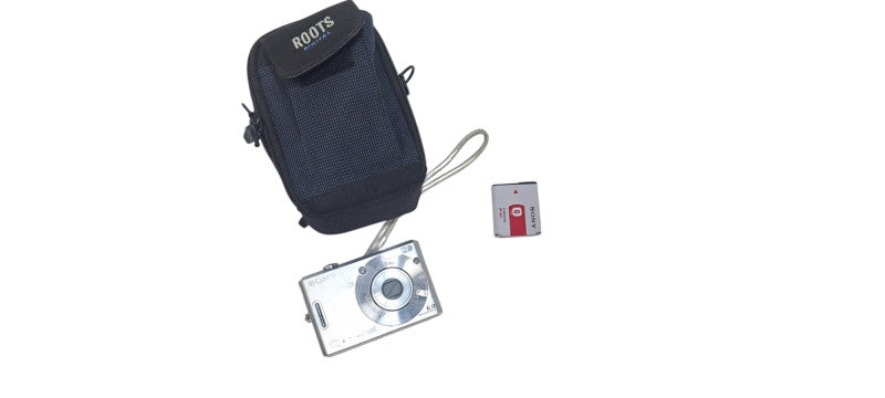 Sony Cyber-shot DSC-W30 Camera W/ Battery & Bag