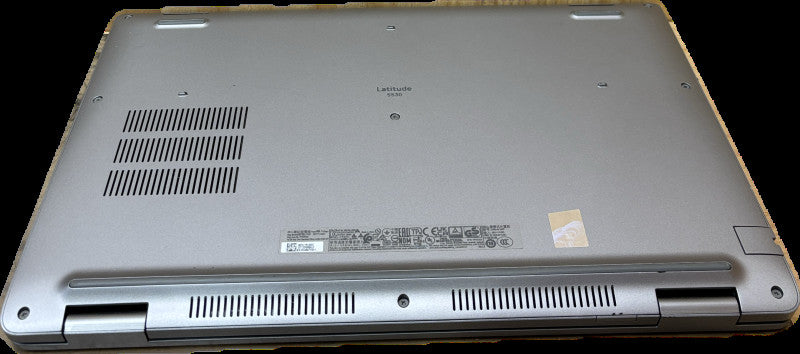 Dell Latitude 5530 i5-1235U 4GB RAM No Battery For Parts/Repair READ!  Lap200