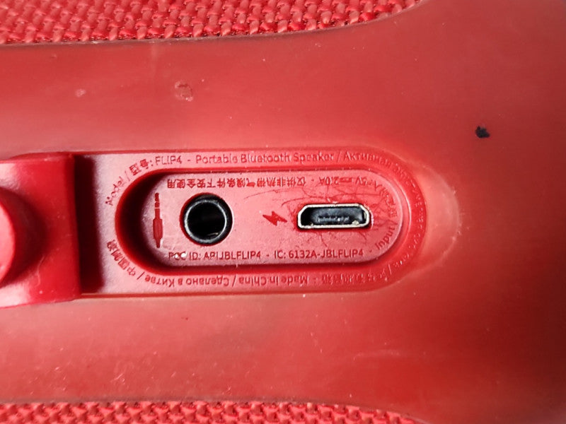JBL Flip 4 Portable Speaker, RED