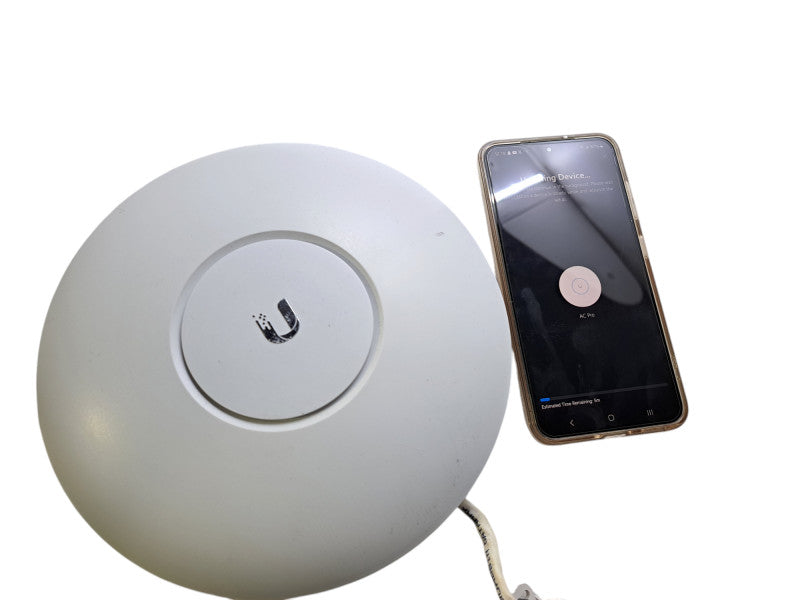 Ubiquiti Networks UAP-AC-PRO 1300Mbps Wireless Access Point w/ Mount