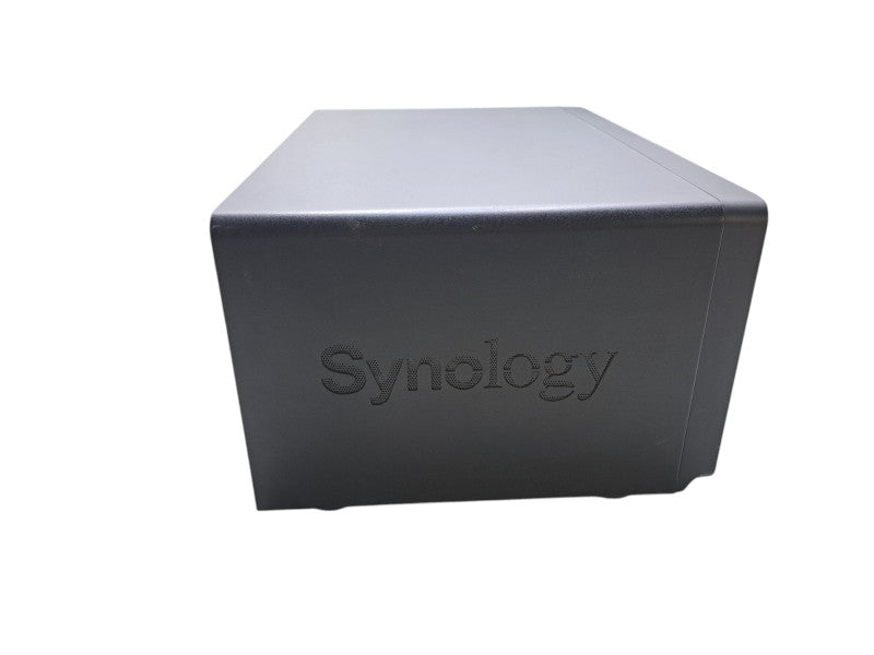 Synology DiskStation DS1813+ | 8-Bay NAS, Quad LAN | w/ 3x 3TB HDD's