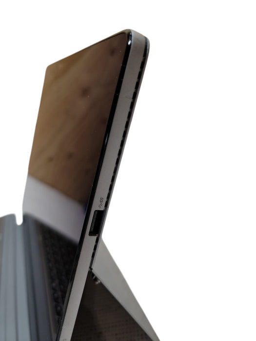 Dell Latitude 7210 2-in-1 13" | i7-10810U @1.1GHz | 16GB RAM 256GB SSD - READ Q