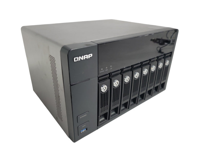 QNAP TVS-871 8-Bay Network attached storage with 6x 4TB HDDs _