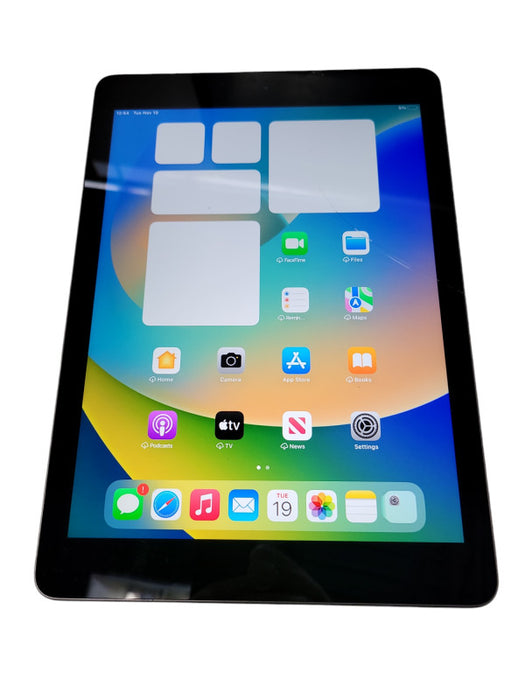 Apple iPad 6th Gen 32GB (A1893) - READ Δ
