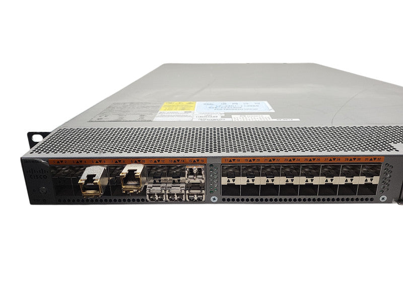 Cisco Nexus Switch N5K-C5548UP V01 With N55-M16UP and 2x PSU $