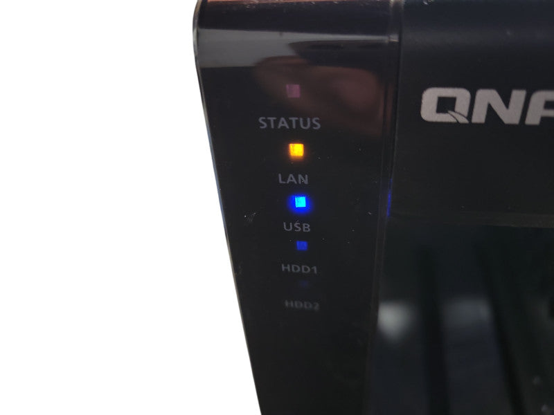 QNAP TS-251+ 2GB System Memory 2-Bay NAS READ !