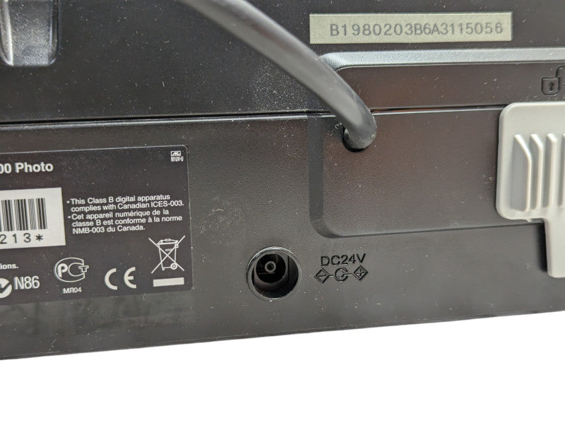 EPSON Perfection V600 Photo Scanner Please READ  -