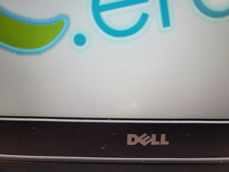 Dell Inspiron 15 7559| i7-6700HQ| 8GB DDR3L| GTX 960M| 240GB SSD READ β BudLap