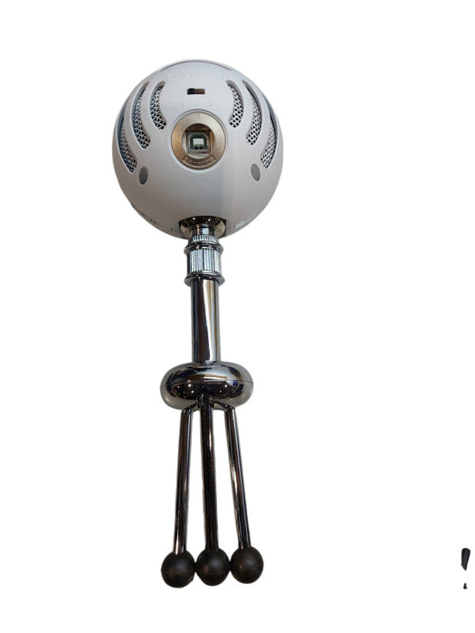 Blue Snowball White USB Plug And Play Condenser Podcast Microphone