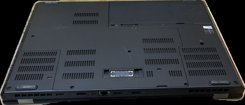 Lenovo ThinkPad P50 i7-6700HQ@2.6GHz QUADRO M1000M 2GB GPU 32GB RAM 512GB SSD  Lap200