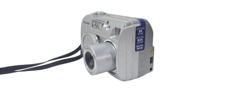 Fujifilm FinePix A Series A210 3.2MP Digital Camera Silver