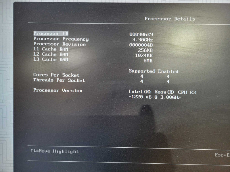 Lenovo System X3250 M6 1U 3.5" E3-1220 v6 @ 3.0GHz 64GB No HDD !