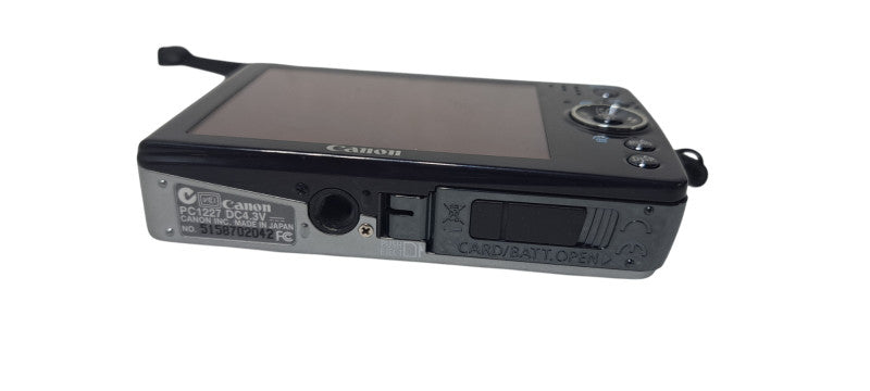 Canon PowerShot SD750 Digital ELPH 7.1 MP Camera