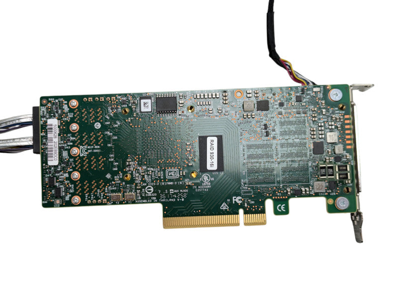 Lenovo RAID 930-16i with Battery and Cables  -