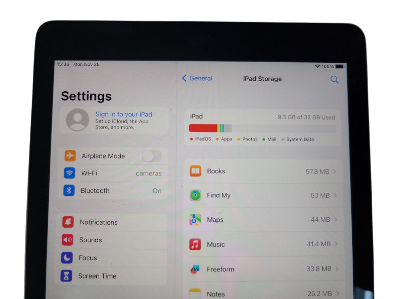 Apple iPad Pro 9.7" - 32GB - Space Gray [A1673] (