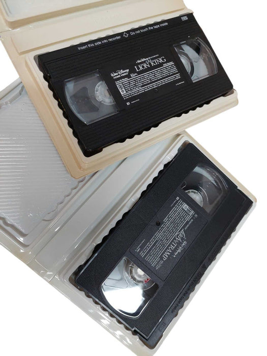 2 Disney VHS Bundle of Lion King & Lady and the Tramp  =