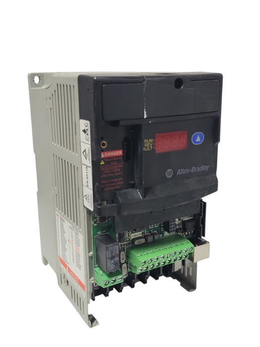 ALLEN BRADLEY 22D-D2P3N104 VFD 1HP 480VAC PowerFlex, READ _