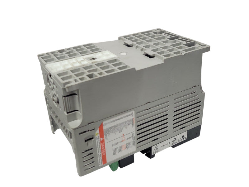 ALLEN BRADLEY 22D-D2P3N104 VFD 1HP 480VAC PowerFlex, READ _