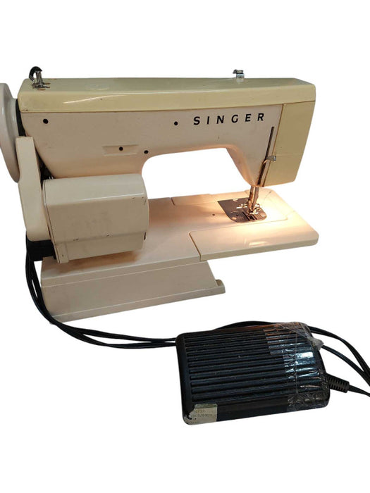 Vintage Singer Sewing Machine Merritt Model: 1802 Made in Brazil  =
