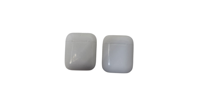 Lot x 2 Air pods 1st Generation A1602