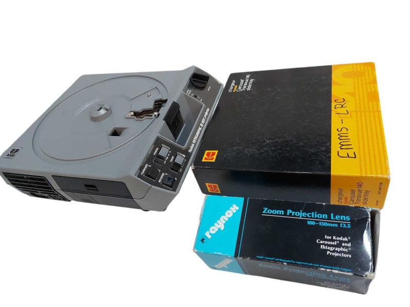 Kodak Ektagraphic 3 AMT Projector with Carosel & Lens  =