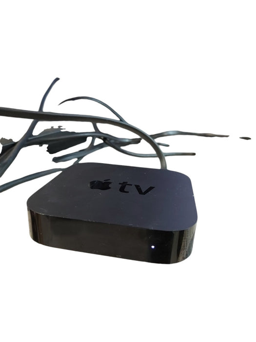 Apple TV (3rd Generation)  A1469 8GB HD Media Streamer With Remote
