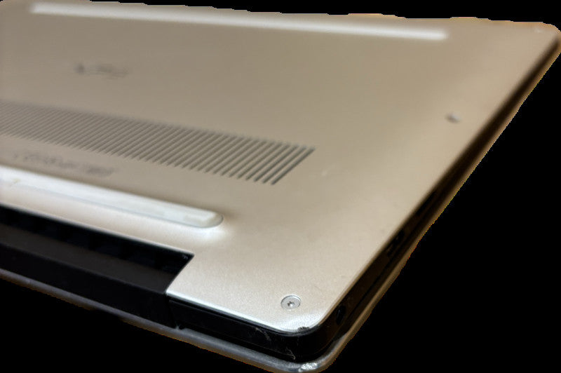 Dell XPS 9370 4K TOUCH i7-8550U@1.8GHz 16GB RAM 256GB SSD READ  Lap200