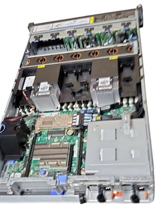 Lenovo ThinkSystem SR650, 2x Silver 4110 2.10GHz, 64GB, 930-16i 4GB, 4x 900GB _