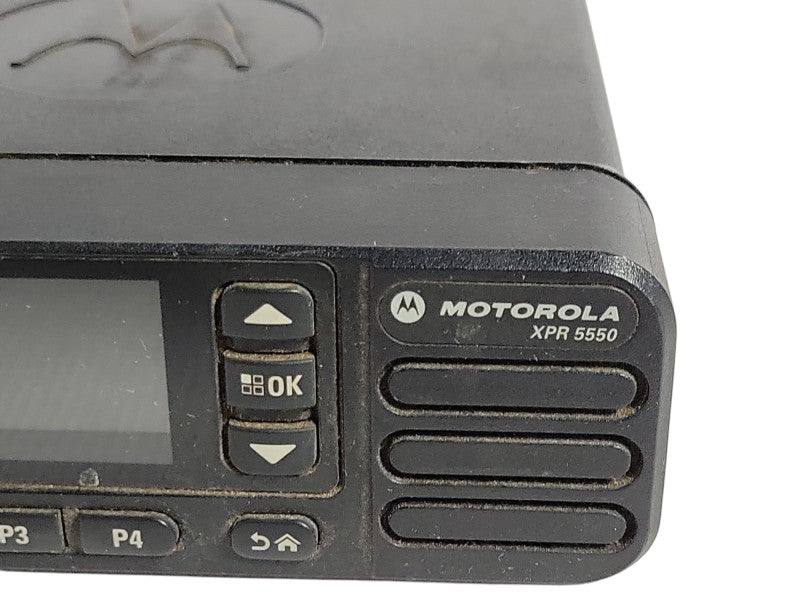 Motorola XPR5550 AAM28QNN9KA1AN mobile radio, READ DETAIL _