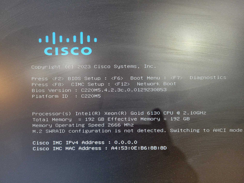 Cisco C220 M5, 2x Xeon Gold 6130 2.10GHz 192GB DDR4, LSI SAS 3516, 2.5" 2x PSU !