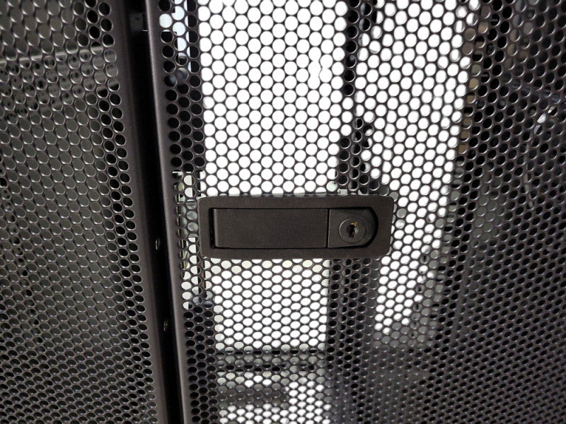 Dell PowerEdge Server Cabinet 0R3066 READ $